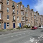 Rent 3 bedroom flat in Dundee