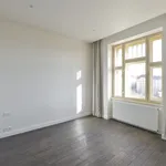 Pronajměte si 4 ložnic/e byt o rozloze 142 m² v Prague