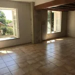 Maison de 104 m² avec 1 chambre(s) en location à Villefranche-de-Rouergue