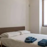 Rent 2 bedroom apartment of 50 m² in Milan