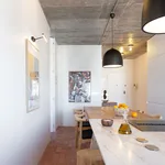 Rent a room of 100 m² in Lisbon