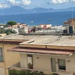 Affitto 3 camera appartamento di 85 m² in Naples