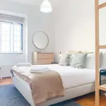 Rent 2 bedroom apartment in lisbon