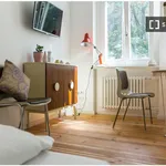 Rent 1 bedroom apartment of 35 m² in Berlin