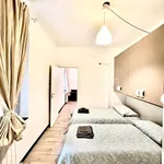 Rent 4 bedroom apartment of 95 m² in Genova