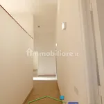 Affitto 5 camera appartamento di 117 m² in Latina