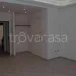 Affitto 4 camera appartamento di 119 m² in Cagliari