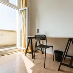 Rent 5 bedroom apartment in Berlin