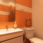 Rent 2 bedroom apartment of 60 m² in lisbon