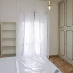 Rent 5 bedroom apartment in Rome