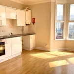 Rent 2 bedroom house in London