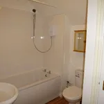 Rent 2 bedroom flat in Reading