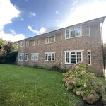 Rent 2 bedroom flat in Epsom and Ewell