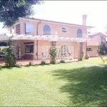 Rent 13 bedroom house of 400 m² in Pietrasanta