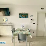 Affitto 3 camera appartamento di 50 m² in Rimini