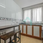 Alquilo 1 dormitorio apartamento de 49 m² en Oviedo