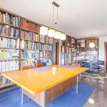 Rent 4 bedroom apartment in Valencia