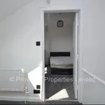 Rent 2 bedroom house in Leeds