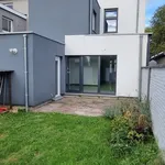 Huur 5 slaapkamer huis van 174 m² in Genval