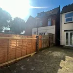 Rent 4 bedroom flat in Wolverhampton