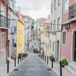 Rent 2 bedroom apartment of 65 m² in lisbon