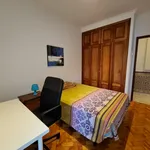 Rent 3 bedroom apartment in Lisbon