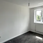 Rent 2 bedroom flat in South East England