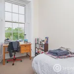 Rent 4 bedroom flat in Edinburgh