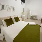 Rent 4 bedroom apartment in Lisbon