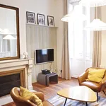 Rent 2 bedroom apartment of 73 m² in Bordeaux