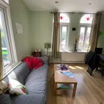 Rent 4 bedroom apartment in Yorkshire And The Humber