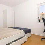 Rent a room in Lisbon