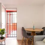 Rent a room of 85 m² in madrid