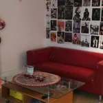 Appartement de 55 m² avec 4 chambre(s) en location à Paris 1er Arrondissement