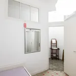 Rent 3 bedroom apartment in Barcelona