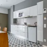 Rent 2 bedroom apartment of 70 m² in barcelona