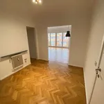 Rent 2 bedroom apartment in Ixelles