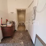 Affitto 4 camera appartamento di 93 m² in Genova