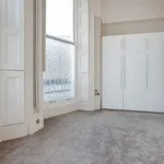 Rent 2 bedroom apartment in Brighton