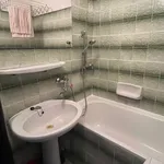 Pronajměte si 3 ložnic/e byt o rozloze 57 m² v Prague