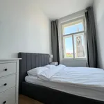 Pronajměte si 1 ložnic/e byt o rozloze 30 m² v Prague