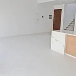 Rent 3 bedroom house of 160 m² in Dubai