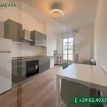 Rent 3 bedroom apartment of 85 m² in Milano