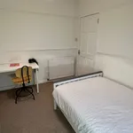 Rent 5 bedroom house in London