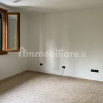 Rent 4 bedroom house of 200 m² in Torri di Quartesolo