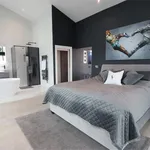 Rent 4 bedroom flat in Manchester