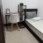 Rent 1 bedroom apartment of 6 m² in Singapore