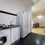 Rent a room of 160 m² in madrid