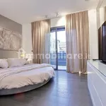 Rent 5 bedroom house of 310 m² in Rome