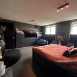 Huur 3 slaapkamer appartement van 160 m² in Amsterdam